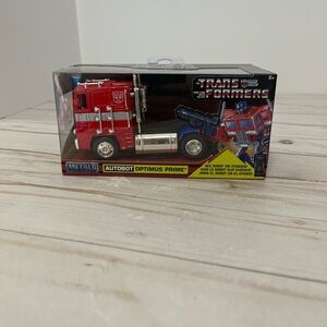 Jada TRANSFORMERS  Autobot Optimus Prime Metal G1 Die Cast Truck New In Box 1:32